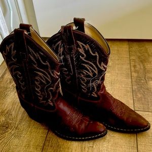 Girls cowboy boots